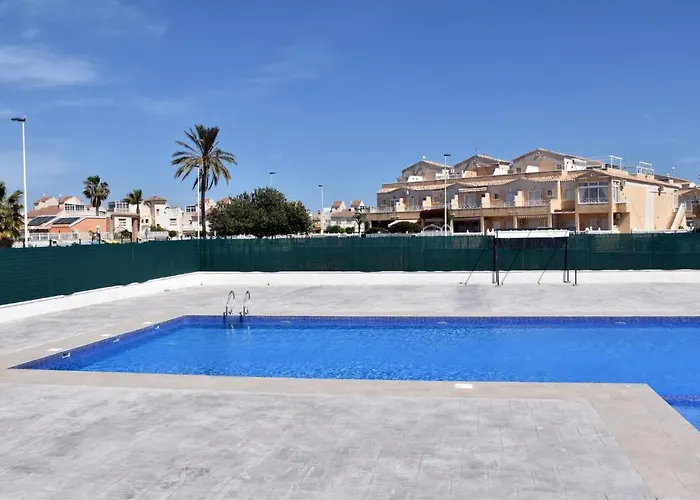 Casa Alex Torrevieja- Holiday House - Con Piscina Comunitaria